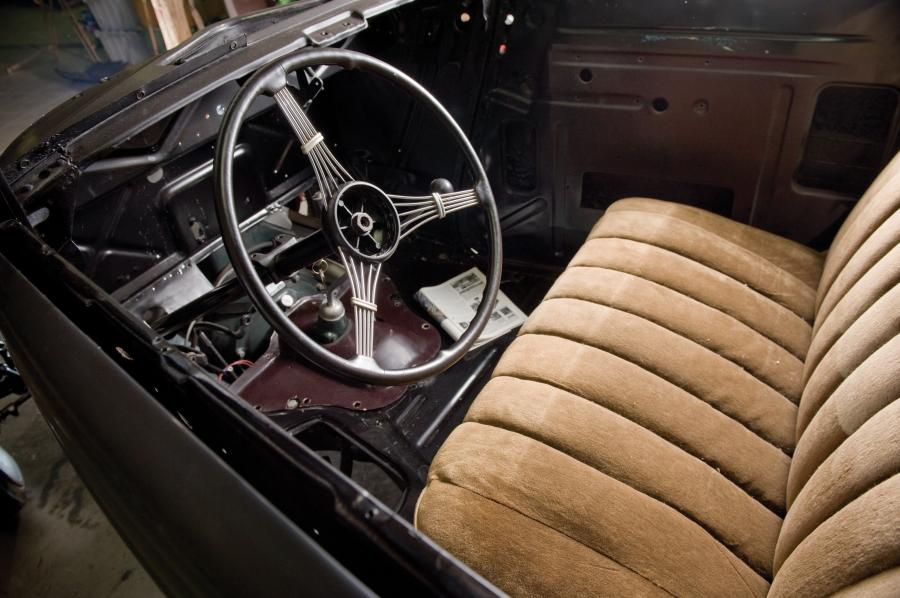  Ford 3-Window Coupe Project 1933 года  (фото 3 из 4)